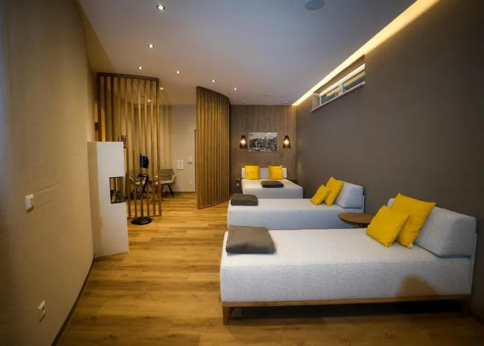 Dahoam Apartman *